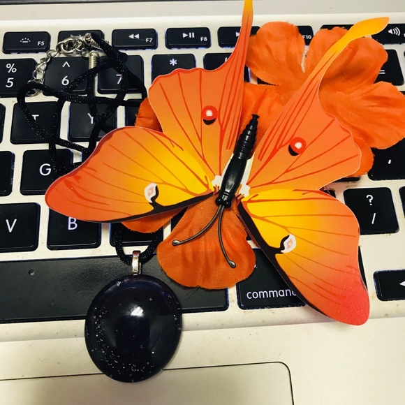 Marble Glass One of Kind Vintage Rare Handmade Necklace - Picture 13 of 16